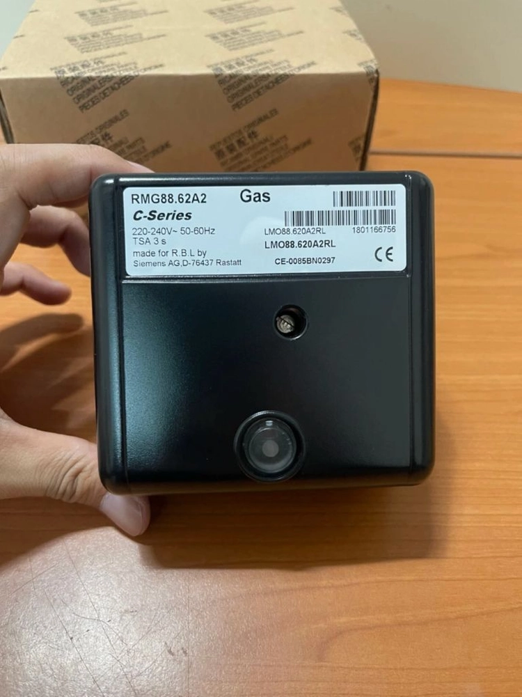 RMG88.62A2 C-Series 가스 조절기 이미지