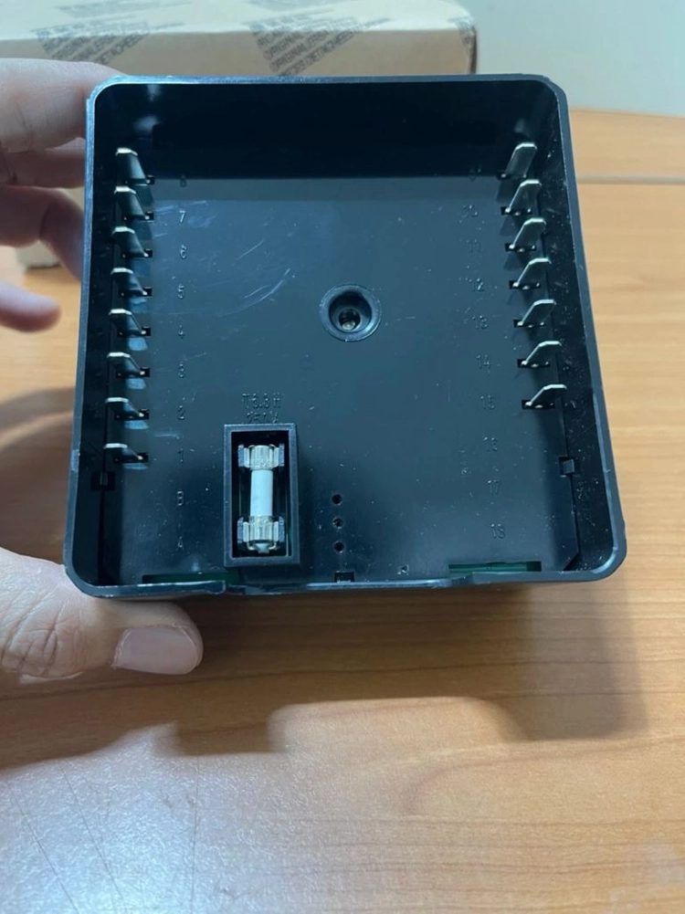 RMG88.62A2 C-Series 가스 조절기 이미지