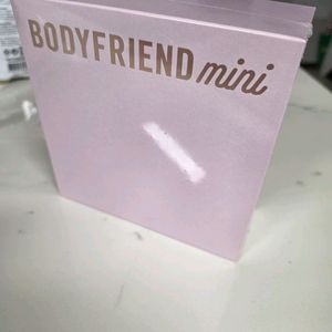 바디프랜드 미니 마사지건 이미지