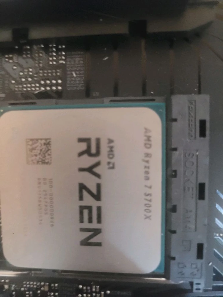 라이젠5700x CPU + x570s 메인보드 세트 이미지