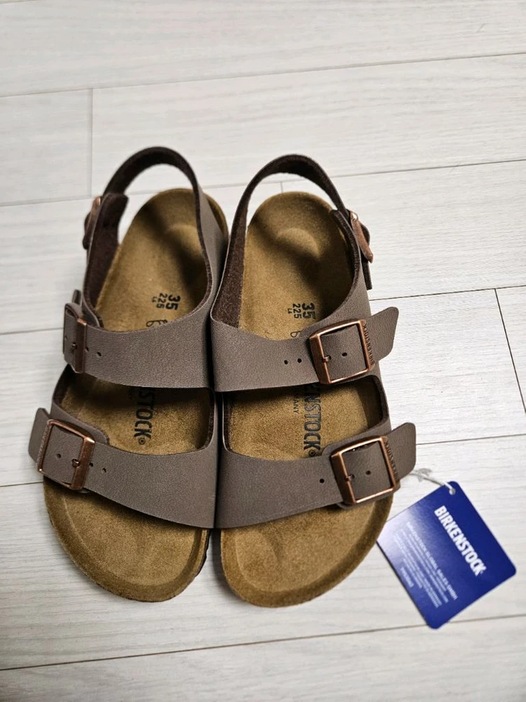 (새상품)(택포) 버켄스탁 밀라노 모카 샌들 230mm 이미지