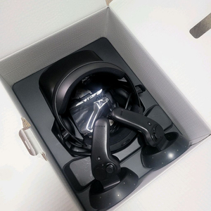 삼성 HMD Odyssey+ VR 헤드셋 이미지