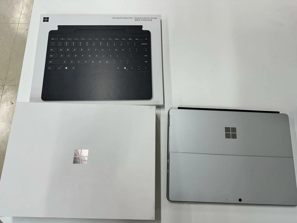 서피스 프로 11 32GB 1TB 스냅드래곤X 본체+키보드 팔아요 이미지