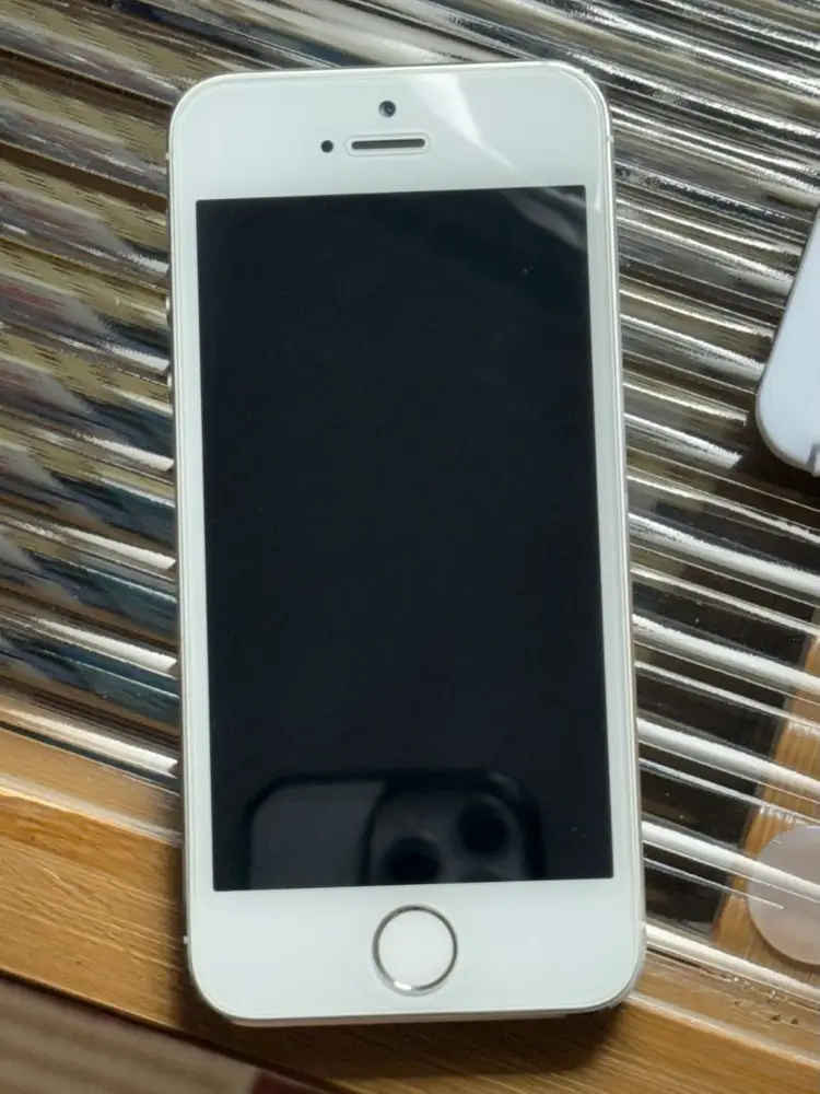 아이폰 5s 16GB 실버 이미지