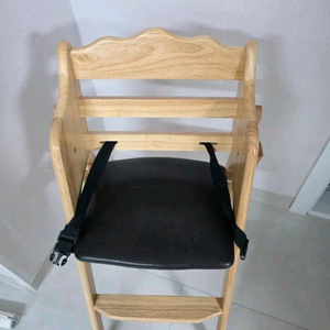 원목 아기 식탁의자 이미지