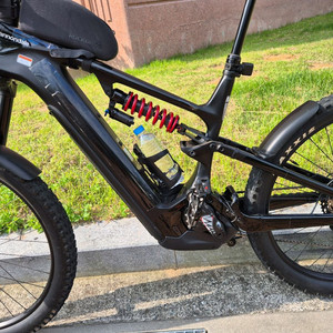 케논데일 모테라 카본 LT2 emtb 전기자전거 mtb 이미지