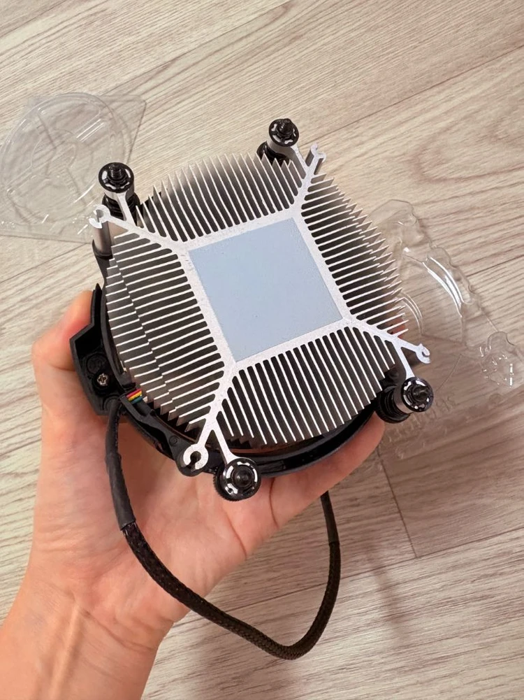 새상품AMD 라이젠5 5600X CPU 쿨러 이미지