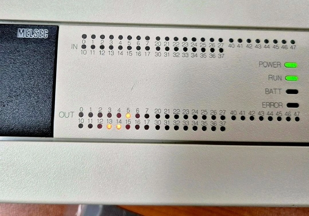 미쯔비시 fx3u-80mt/ES PLC 이미지