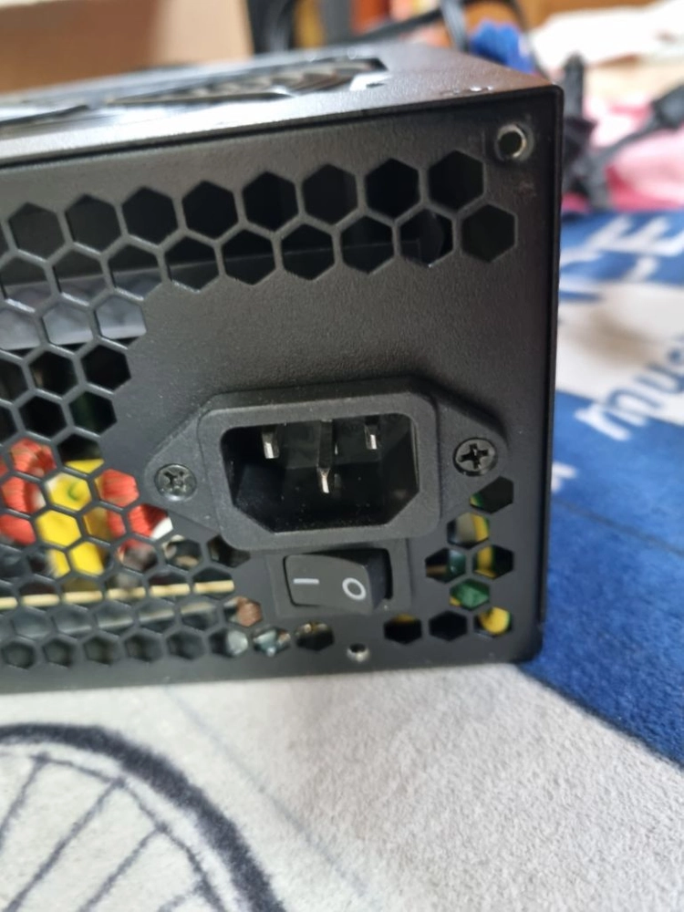 ELPIS 700w 파워서플라이 이미지