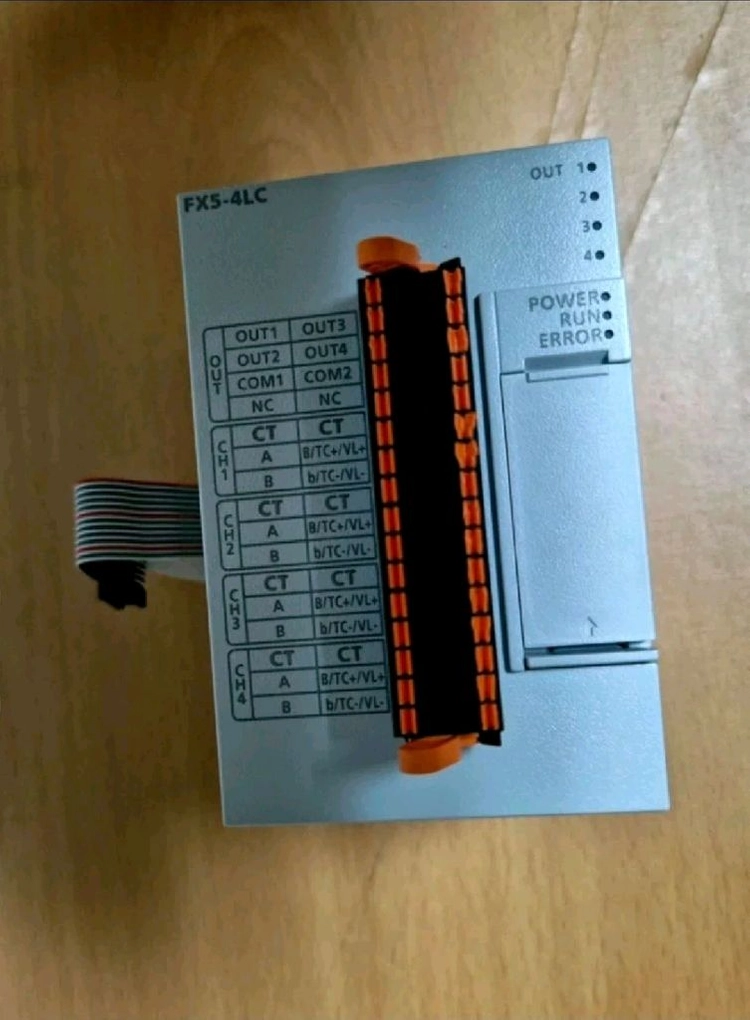 미쯔비시 FX5-4LC plc 온도 카드 개당 25만.2개보유 일괄 455000 이미지
