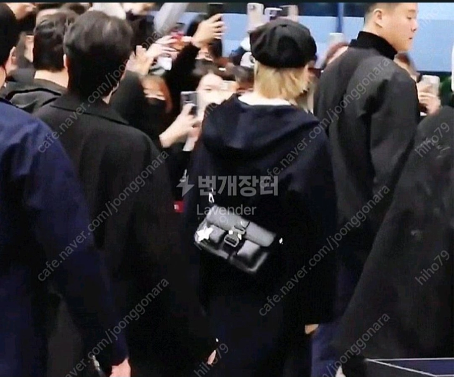 [백화점정품]디올 골드 별 참,디올 실버 별 참,디올 오너먼트,BTS 지민 디올,디올 별 참,디올,BTS 이미지