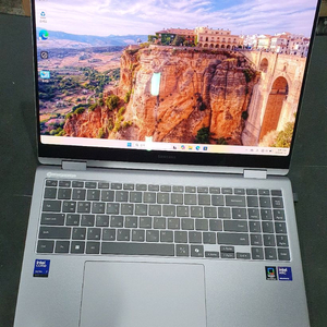 [S급 3개월 사용 ] 삼성 갤럭시 북5 프로 360 울코7 32GB 1TB (NT960QHA-KD72G) 그레이 이미지