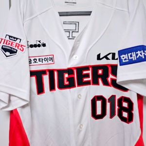 기아 타이거즈 홈 유니폼 이미지
