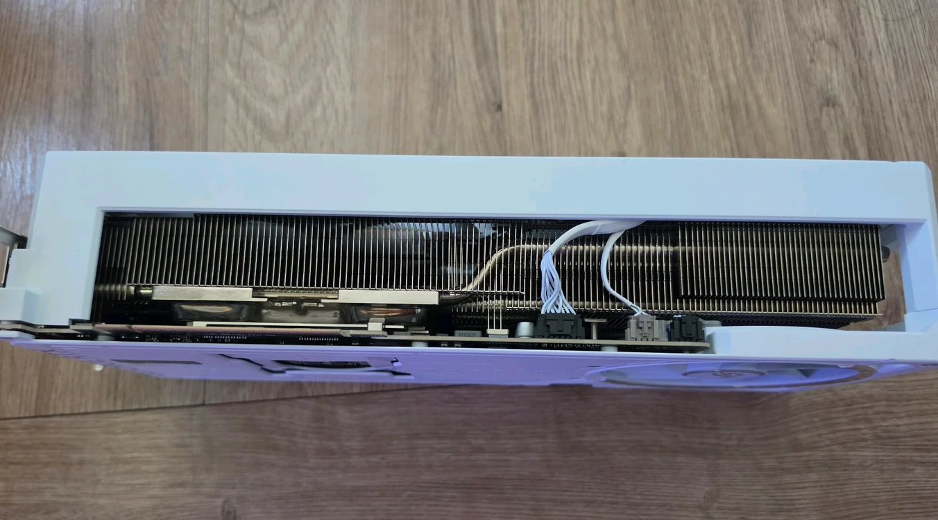 RTX5090 ASTRAL 화이트 아스트랄 상태좋음 이미지