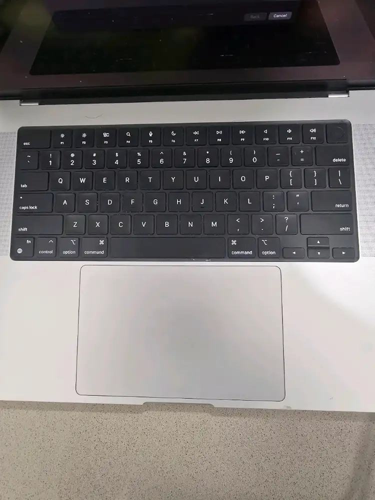 맥북 프로 M4 16인치 24Giga 512 G 이미지