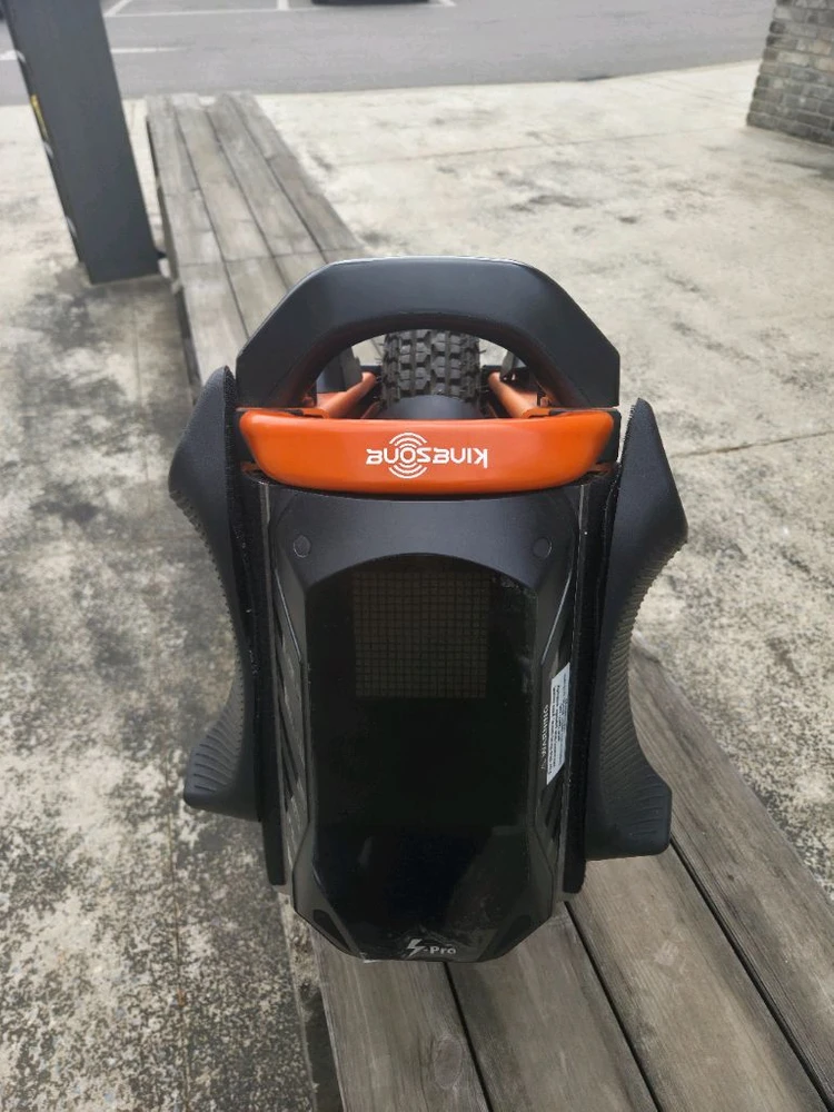 킹송 S16PRO 1480Wh 84V 서스펜션 전동외발휠 이미지