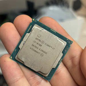 인텔 i7-8700 cpu 판매합니다 이미지