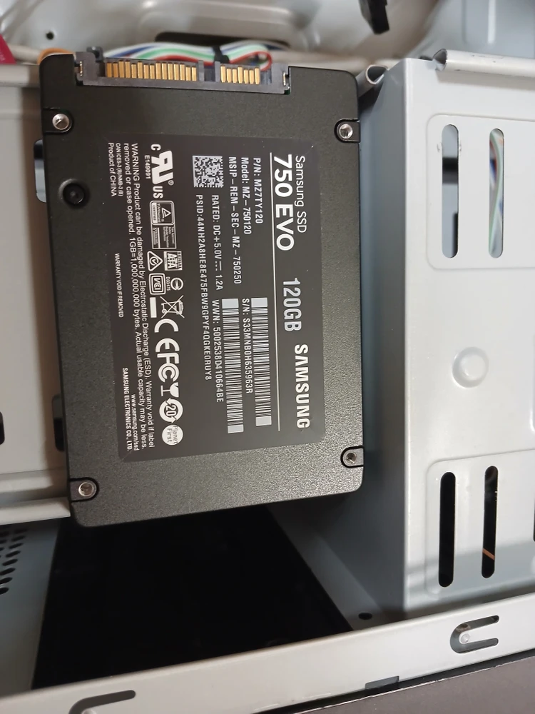 WIN11 인텔 8세대 CPU 커피레이크 고속 사무용 피시 ddr4 삼성8G램 SSD 데스크탑 컴퓨터 본체 이미지