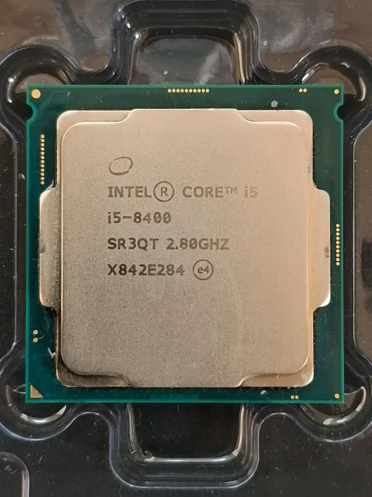 컴퓨터 인텔 8세대 CPU I5 8400 (인텔 소켓 1151V2) 이미지
