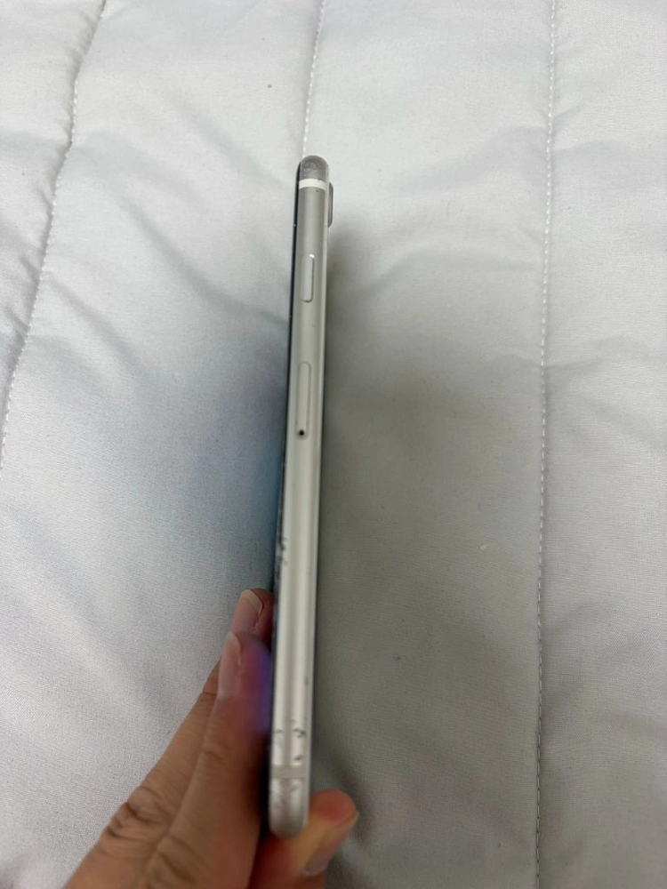 아이폰 SE3 스타라이트 128GB 이미지