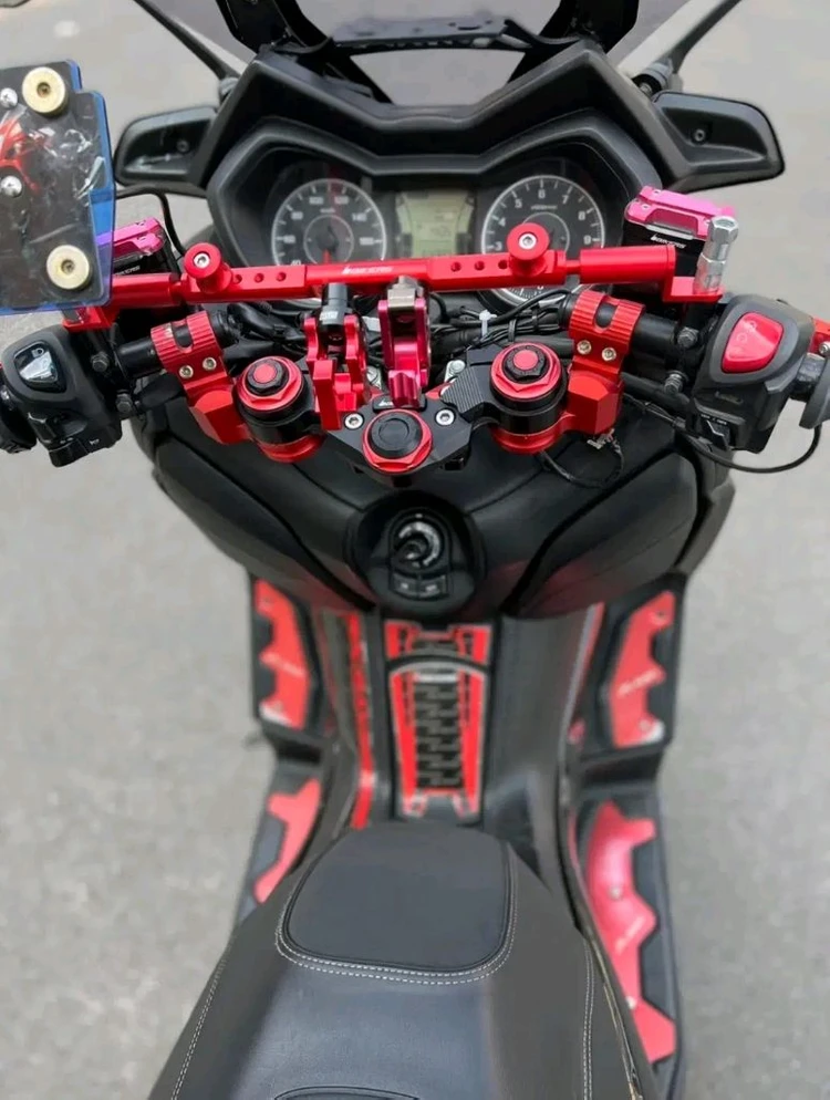 Xmax300 2022년식 3만KM 풀파츠 판매 이미지