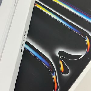 아이패드 프로 m5 11인치, 아이패드 프로 13인치 교환 이미지