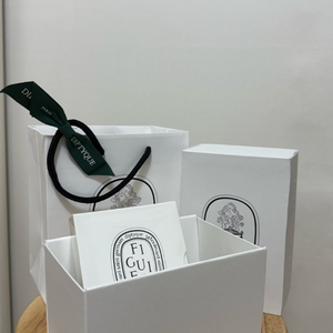 딥디크 센티드오발휘기에 방향제 미개봉 새상품 대구신세계구매 이미지