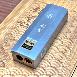 ifi GO Bar Kensei DAC 이미지
