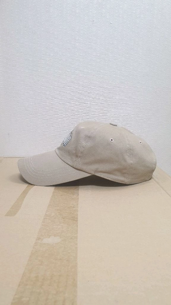 컬럼비아 볼캡 모자 이미지