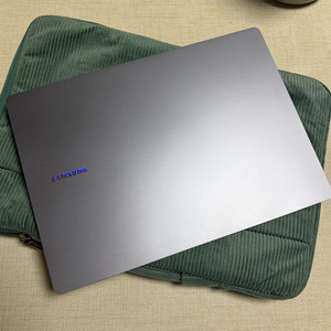 삼성 노트북 갤럭시북4 프로 (14인치 / 울트라5 125H / 16GB / 512GB) 이미지
