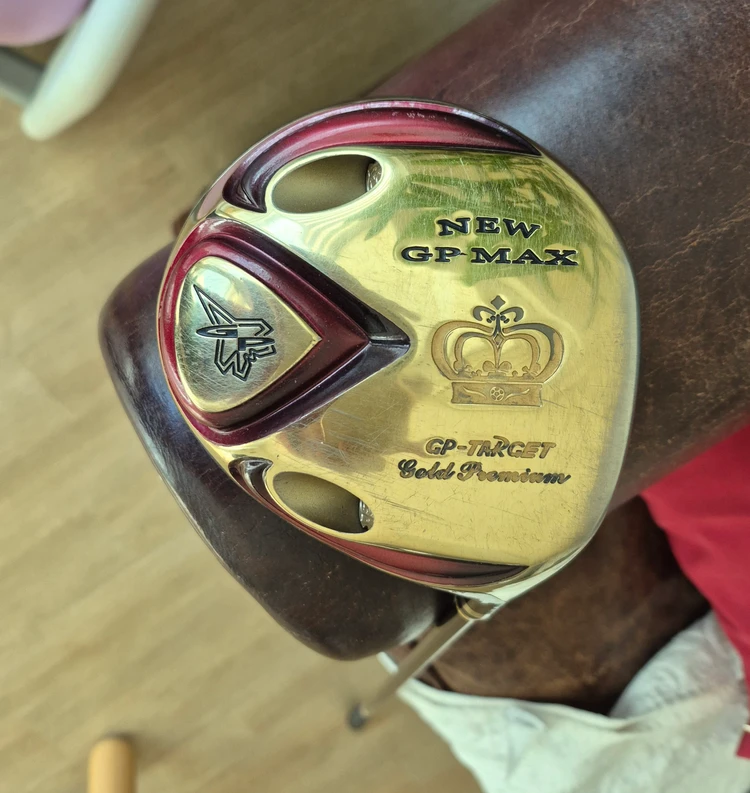 그랑프리 new GP max gold premium 10도 R 드라이버 이미지