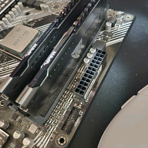 PATRIOT DDR4-3600 CL18 VIPER STEEL 16x2 (32) 이미지
