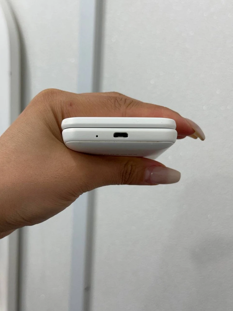 갤럭시폴더2 화이트 32GB Y1930 이미지