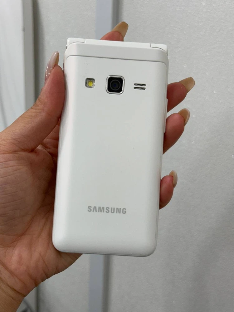 갤럭시폴더2 화이트 32GB Y1930 이미지