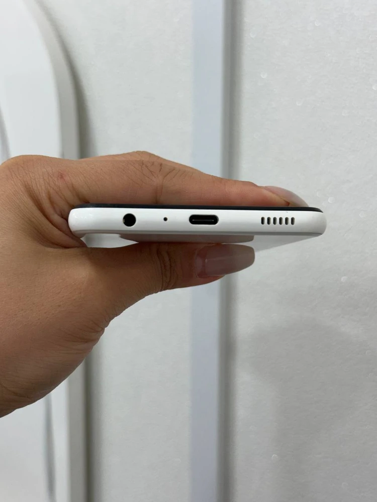 갤럭시A23 화이트 128GB Y1936 이미지