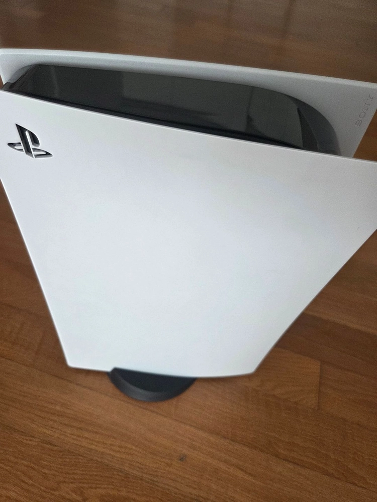 PS5 디스크 + 루아 시디 이미지