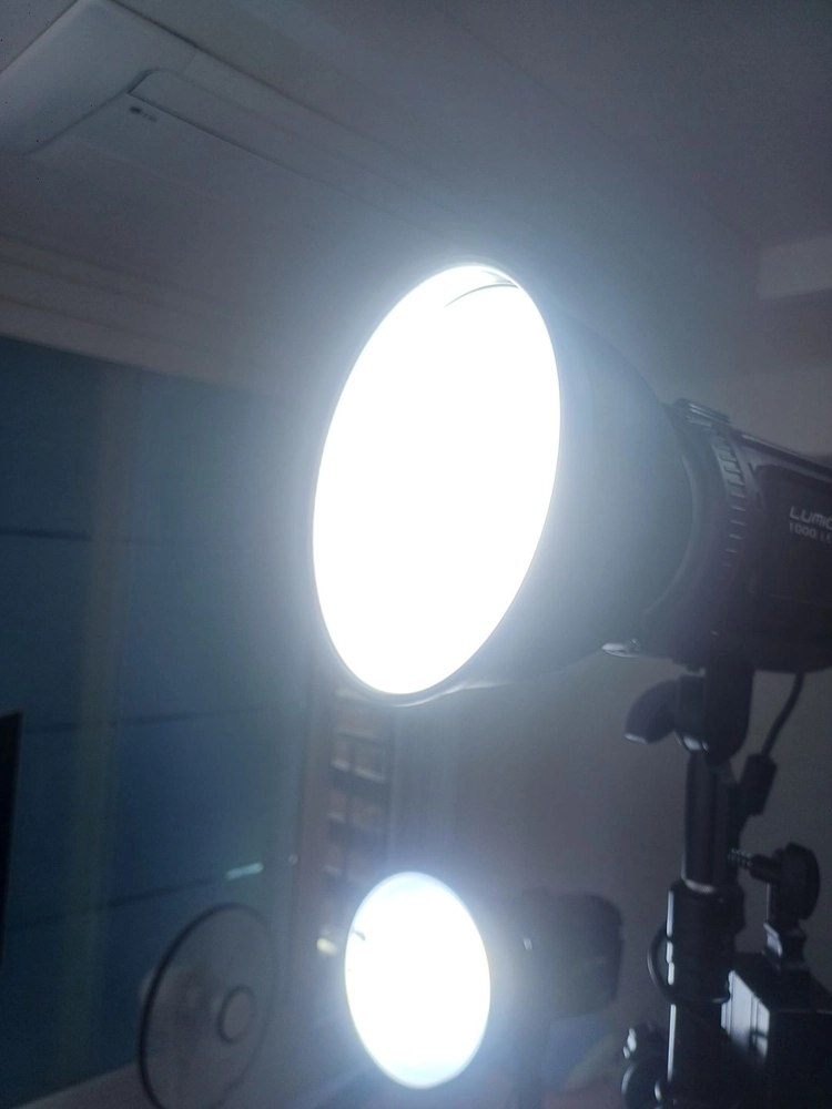 RUMIO PRO 1000 LED 루미오 프로 조명+리플렉터+스탠드+전원어뎁터+소프트박스(2세트) 이미지