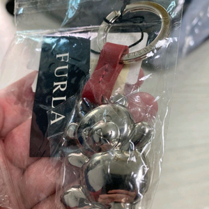 훌라 (FURLA) 키링 팝니다 이미지