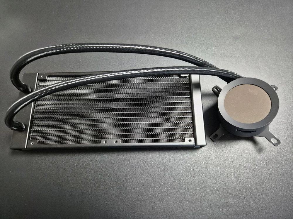 nzxt kraken plus 240 이미지