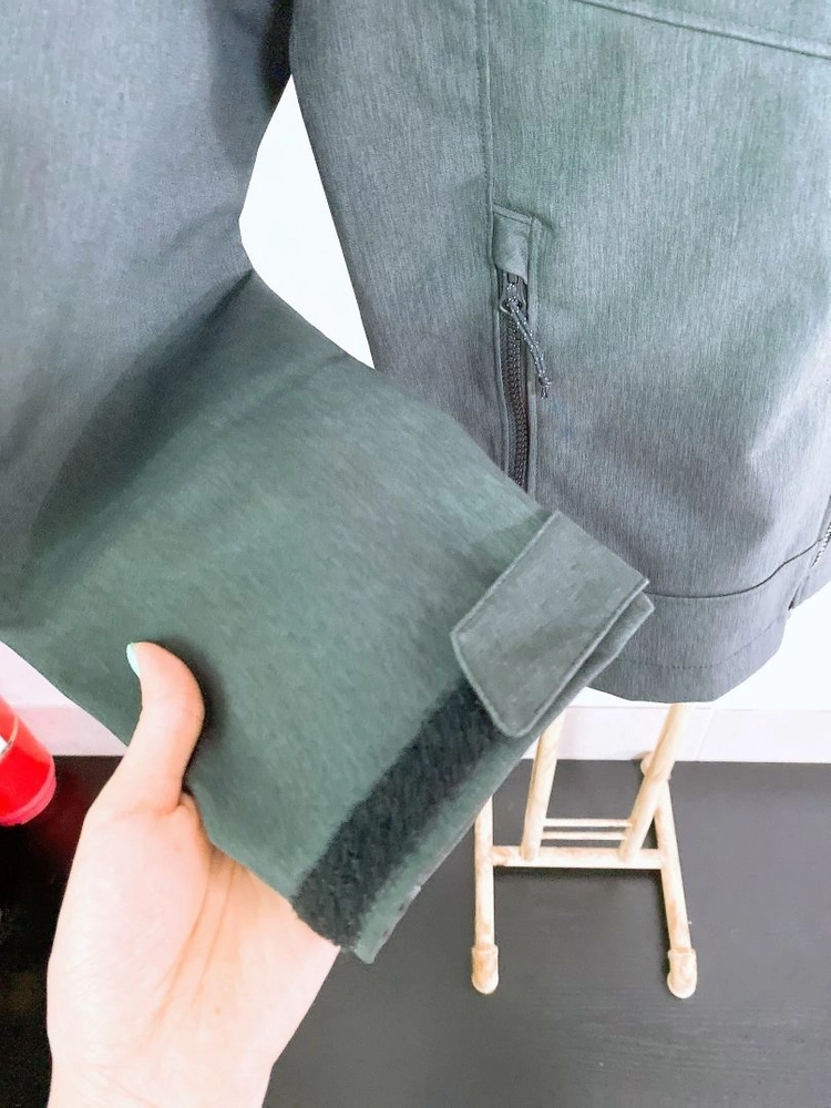 (M)컬럼비아남자차콜색약기모바람막이자켓 이미지
