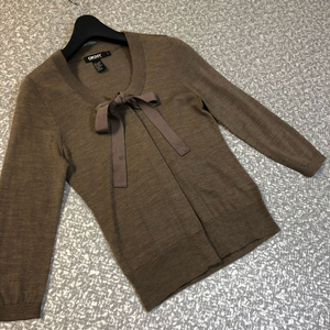 DKNY 도나카란뉴욕 리본 메리노울100% 라운드 가디건 올드머니룩 S 이미지