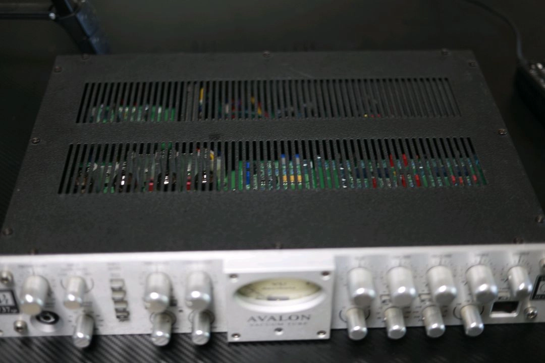 AVALON 737SP 진공관 새거 교체 상태 최상 아발론 프리앰프 컴프레서 채널스트립 마이크 이미지