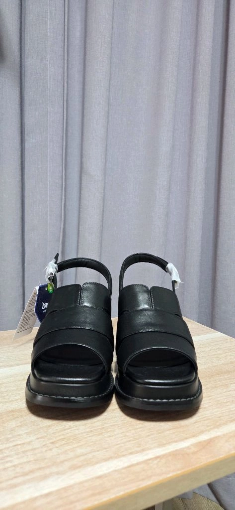 지스튜디오 클래식 플랫폼 파티나 키높이 샌들 230 블랙 새제품 이미지