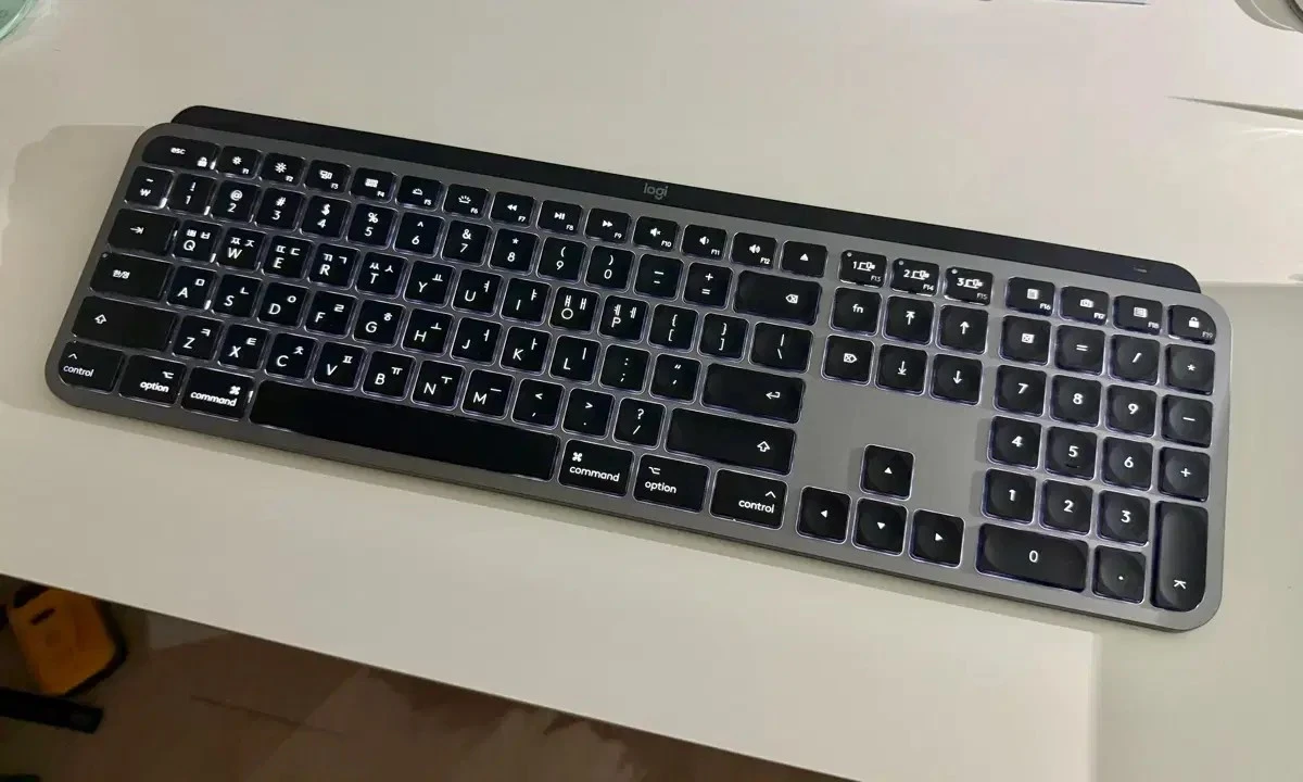 로지텍 MX Keys for Mac 무선 키보드 이미지