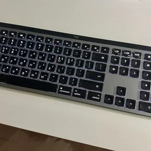 로지텍 MX Keys for Mac 무선 키보드 이미지