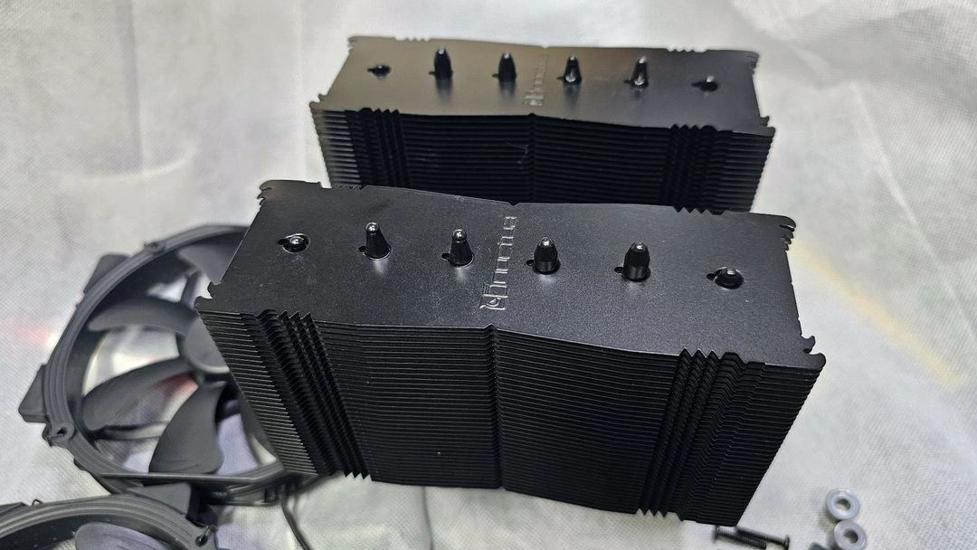 CPU공랭쿨러 녹투아 nh-d15 chromax.black 이미지