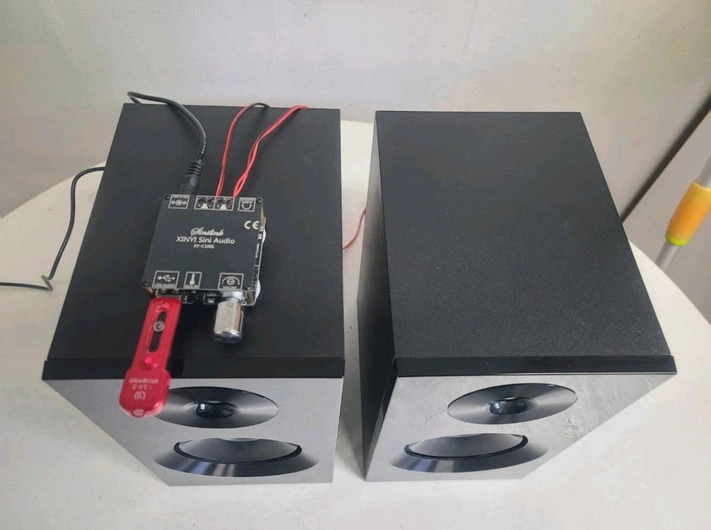 삼성 오디오 스피커 >>> 블루투스 스피커 (USB, AUX 지원) 이미지