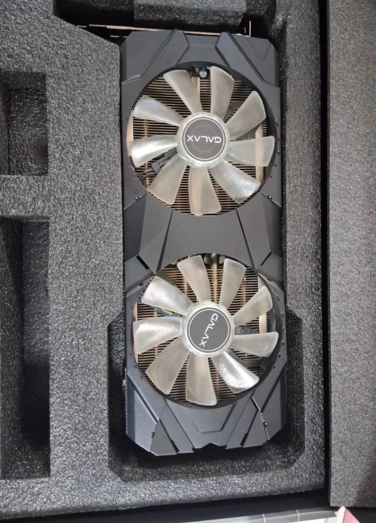 갤럭시 RTX 2070 SUPER 그래픽카드 이미지