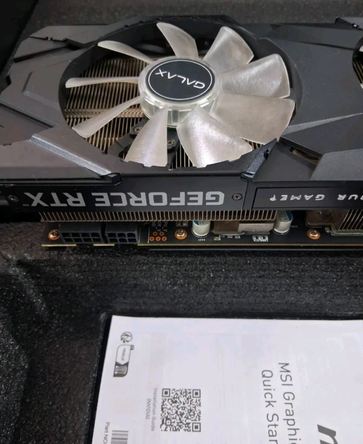 갤럭시 RTX 2070 SUPER 그래픽카드 이미지