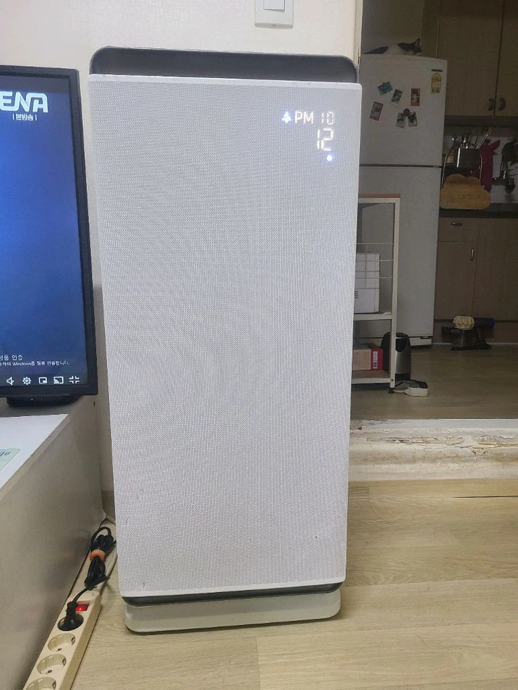 삼성전자 무풍 큐브 30평형 공기청정기 AX100N9080WD 이미지